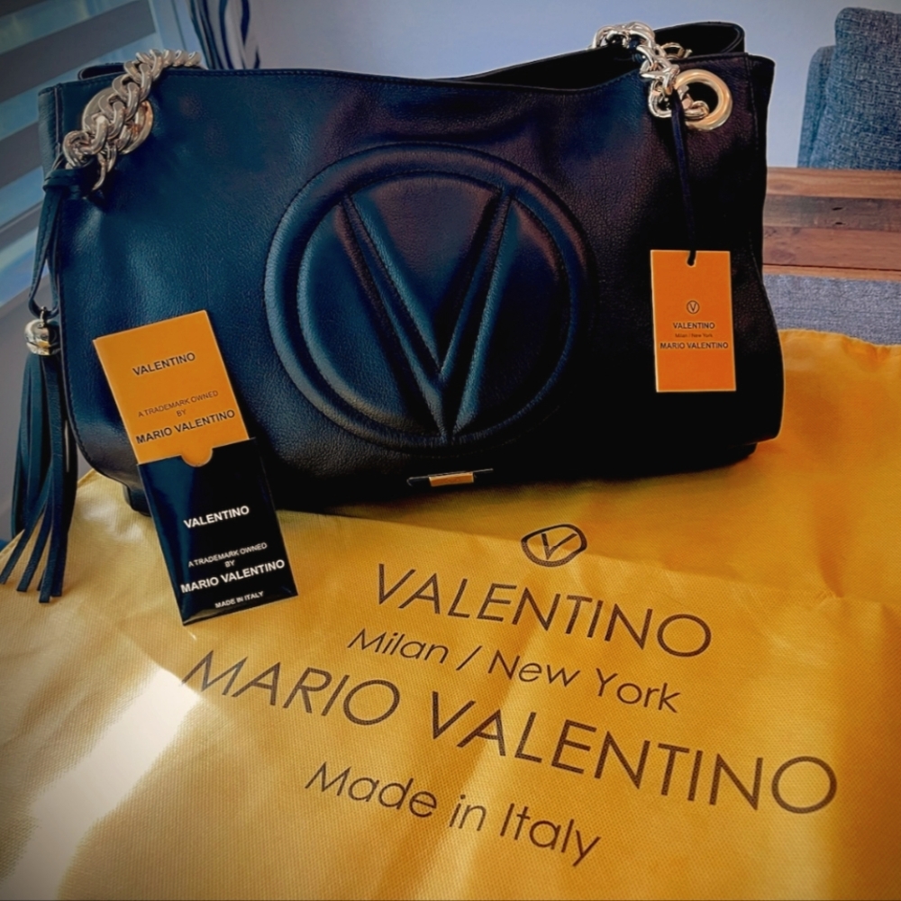 VALENTINO Luisa Leather Bag in Black